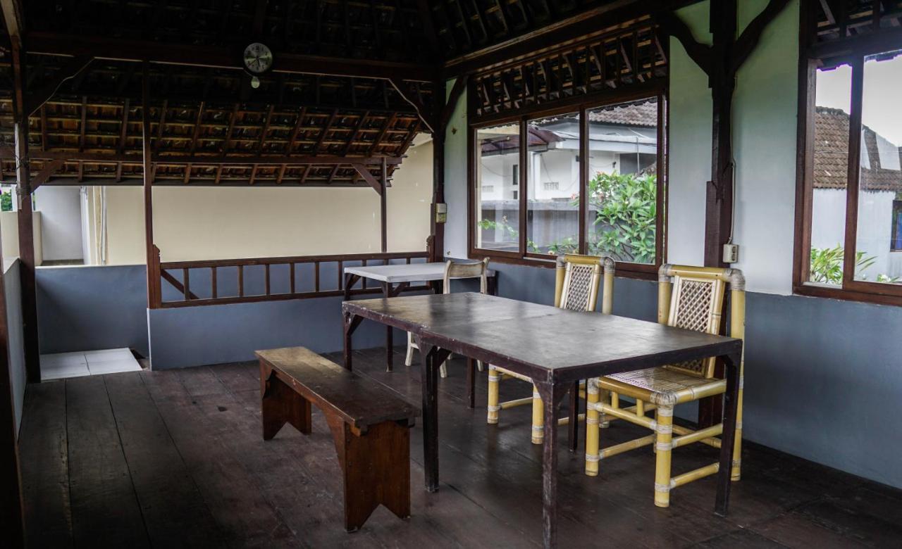 Pondok Pekak Guesthouse Ubud Buitenkant foto